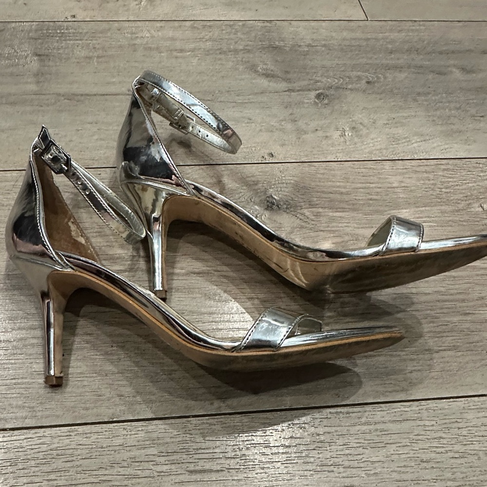 Sam Edelman silver heels sz 7